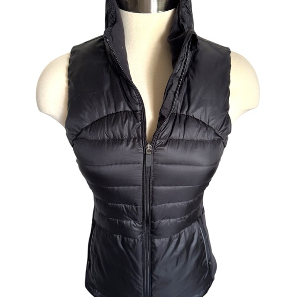 lululemon athletica Black Puffer Vest - Picture 2 of 5